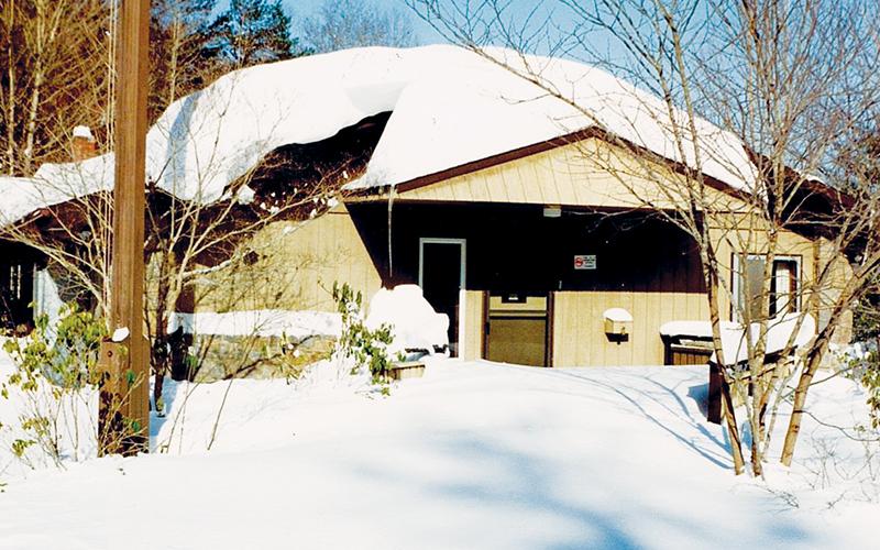 The Cheoah Ranger Station on Massey Branch Road was barely accessible after the Blizzard of ‘93 passed through Graham County. Photo by Marshall McClung/The Graham Star