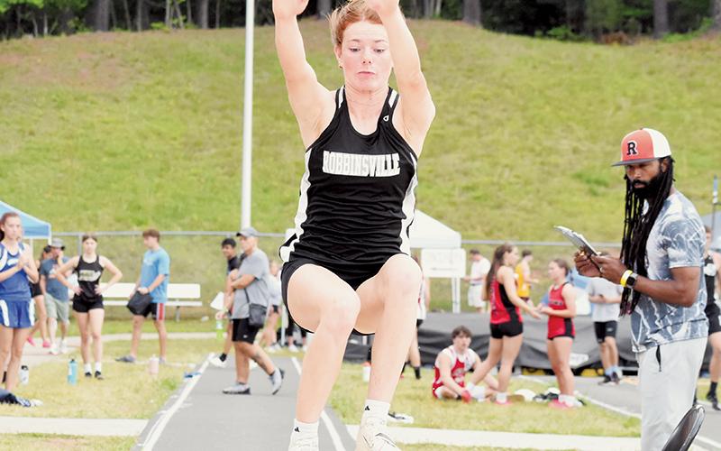 Zoie Shuler: 1A Western Regional Champion, long and triple jumps; State Qualifier, high jump, 200-meter dash.