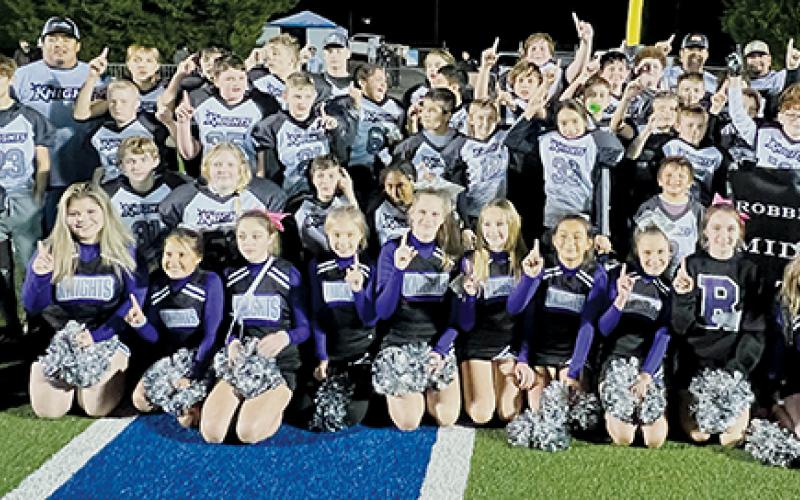 A late touchdown pushed Robbinsville ahead in the Midgets’ championship game, as Robbinsville capped a 9-0 season with a 12-6 win over the hosting Smoky Mountain Mustangs.