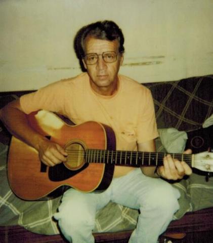 Daniel Garnet Roach