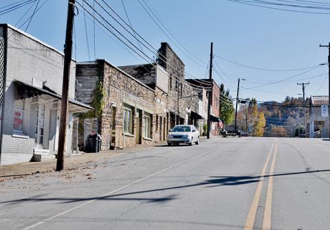 Downtown Robbinsville is in much need of an economic boost, as many businesses have closed down and several buildings are in a state of disarray. Photo by Art Miller/amiller@grahamstar.com