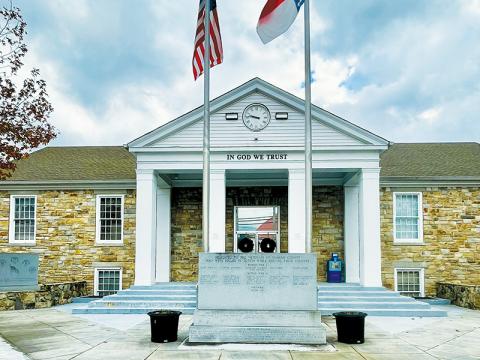 Members of the Graham County Board of Commissioners discussed an alternative plan to the construction of the Graham County Justice Center – a remodel of the  current courthouse – at the Aug. 16 board meeting. Photo by Randy Foster/news@grahamstar.com