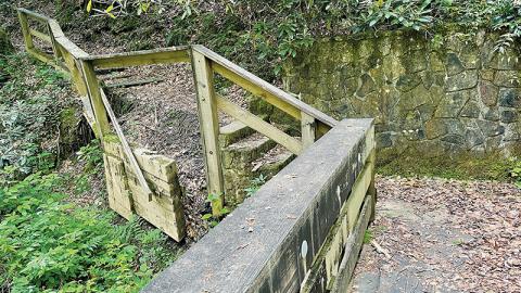 Plans are in progress to repair a washed-out section of the lower loop trail at Joyce Kilmer Memorial Forest, which has left half the loop inaccessible off and on for about two years. Photos by Randy Foster/news@grahamstar.com