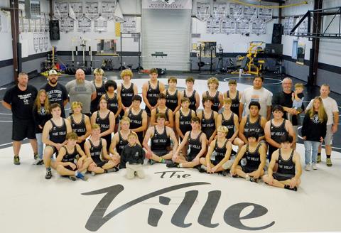 Pictured are members of the 2022-23 Robbinsville High School wrestling program. Photo by Kevin Hensley/sports@grahamstar.com