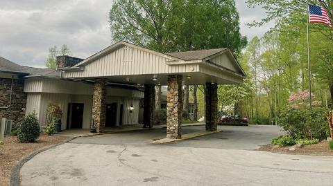 Fontana Village Resort has underwent major changes since last summer – both professional and cosmetic. Photo by Kevin Hensley/editor@grahamstar.com