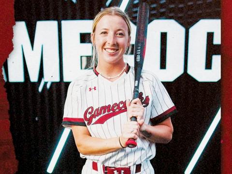 Following a stunning announcement Monday,  Robbinsville High School alumna Abigail Knight will suit up for the University of South Carolina Gamecocks in her final collegiate softball season next year.