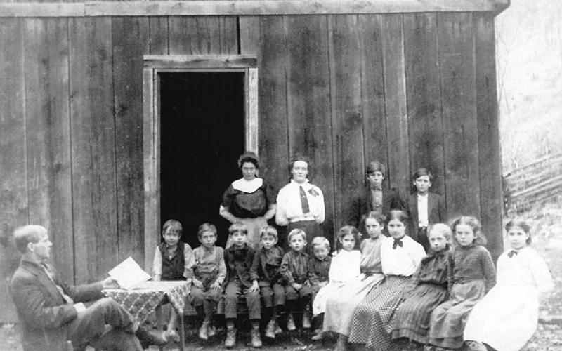 The one-room schoolhouse on Frank’s Creek, in 1913. Among those pictured are Fannie, Floyd, Jeff and Roy Crisp. Photo courtesy of Orville Crisp