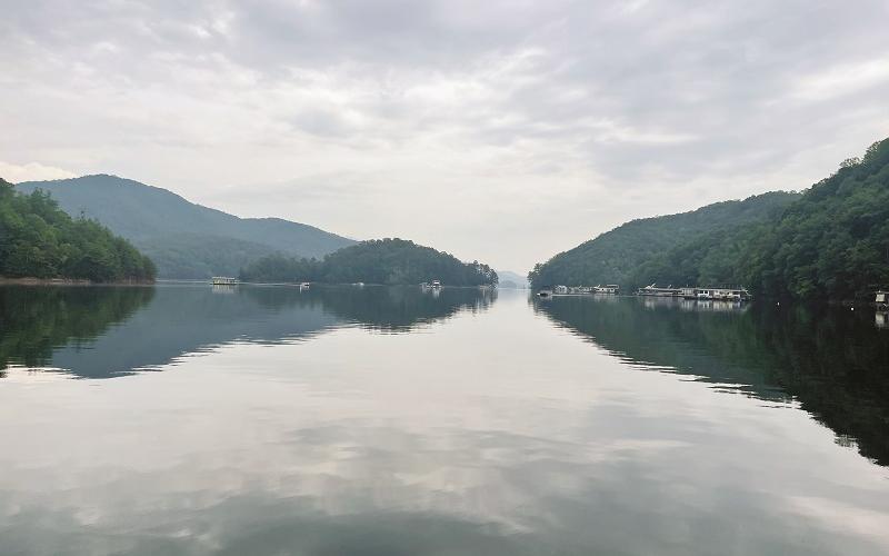Normally reserved for other bodies of water, the Seabin has performed wonders for Fontana Lake, which has won awards for its clean-up efforts in recent years.