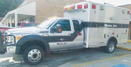 Two ambulances crewed by state paramedics have been deployed to Graham County to assist Graham County EMS for up to 30 days. Photo by Charlie Benton/news@grahamstar.com
